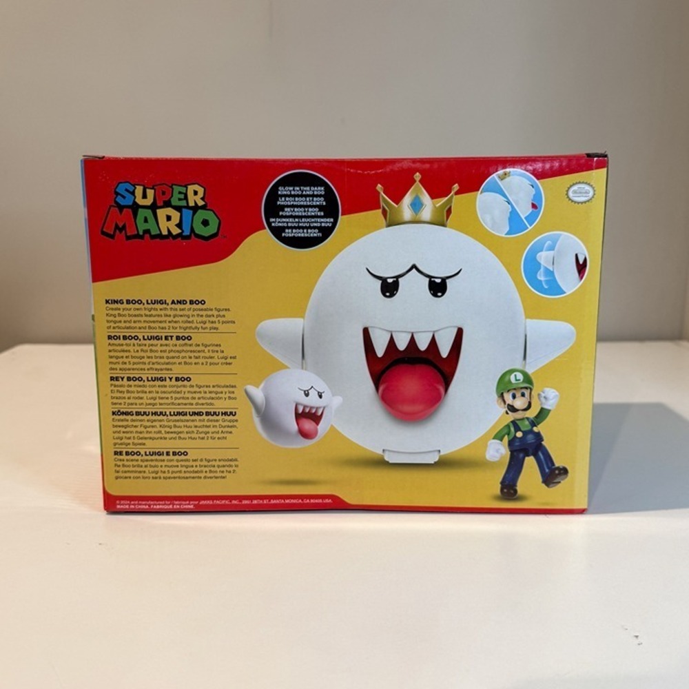 Nintendo Super Mario King Boo, Luigi & Boo Action Figure Set - 3pk Glow in Dark - Picture 4 of 9